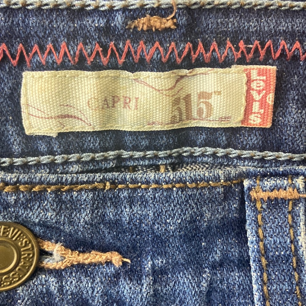 Levi’s 515 jean capri cuffed 5 pockets Size 8 - Picture 2 of 15